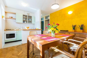 Отель Lavender apt. w. balcony in old town  Задар